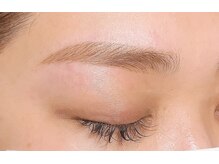 アイブロウサロン ミラ(Eyebrow Salon Mira)/太さを生かしたなだらか眉