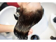 キャトル 大阪梅田店(QUATRE)/ヘッドスパ：内部トリートメント