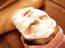 ルボヌール(Le Bonheur)/ミネラル配合の泡パック