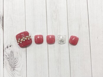 ティーエヌ イトーヨーカドー能見台店/フット定額6600円コース