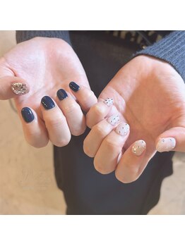 モアネイル(MORE-NAIL)/混ぜ色でお客様だけのお色に