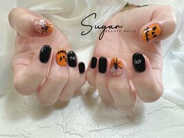 ハロウィンネイルデザイン