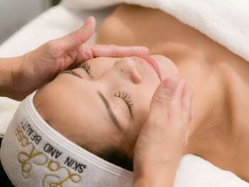 ラローズ(La Rose)/しみ、ニキビケア