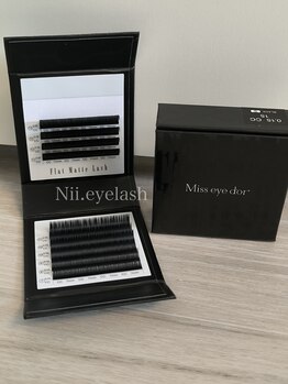 ニイアイラッシュ(Nii. eyelash)/ニイアイラッシュの使用エクステ