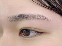 スリーラッシュ エルフネイル(threelash elf.nail)/アイブロウスタイリング