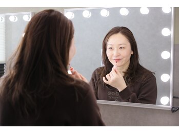 タユル(tayuru)/メイクお直しに♪