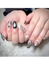 リノネイル(Lino Nail)/アシメネイル