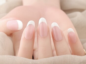 エムスラッシュ センター南(M.SLASH)/フレンチネイル