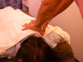 経絡養生館の写真/お仕事や家事など日々の疲れを癒す豊富なメニューをご用意♪アロマ/もみほぐし/足つぼで全身リフレッシュ！