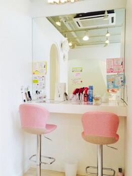 まつ毛エクステ専門サロン マドモア 加古川店/メイクルームも徹底除菌