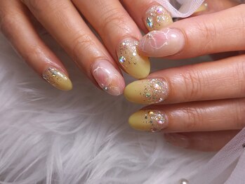 モンテリ(MONTERI)/おまかせフラワーネイル