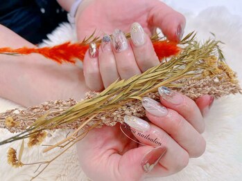 フローラネイルサロン/