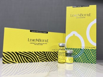 ラクナ(RAKUNA)の写真/【脂肪分解剤レモンボトル導入】小顔効果を実感◎二重顎や脂肪によるたるみ改善/小顔ケアに!