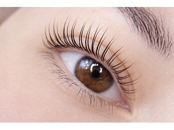 メガミ アイラッシュラウンジ(MEGAMI EYELASH LOUNGE)/パリジェンヌラッシュリフト♪
