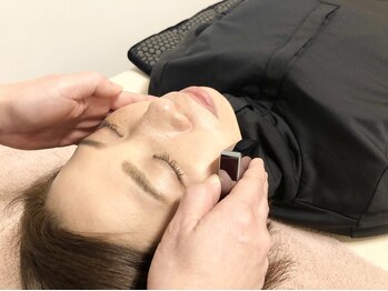 ヨサパーク ナチュラル(YOSAPARK Natural)/【小顔マッサージ】