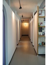 アネラルナ(anelaluna)/店内！全室半個室です♪