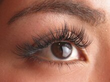 ネイルアンドスパ モンロー(MONROE)/ボリュームラッシュ