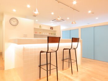 キャロル(carol)/受付カウンター