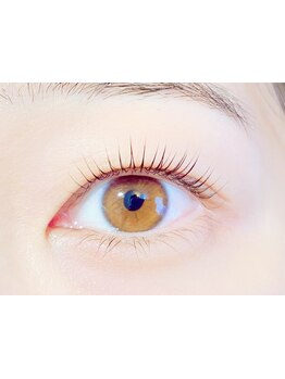 ナチュラル上品な目元にしたい