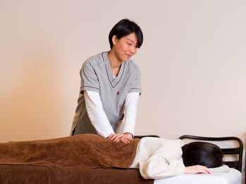 ラウム(raum.)の写真/慢性的な肩こり・腰痛でお悩みの方へ★整体とヨガを組み合わせたオーダーメイド施術で根本改善◎4000円~