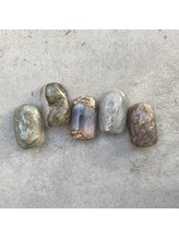 ヌア(nur.)/鉱物nuance