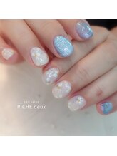 リッシュ ドゥ(RICHE deux)/キラキラフラワーネイル
