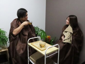 シャイニー(Shiny)の写真/友達・ご家族と一緒によもぎ蒸し体験！老廃物の排出を促し体内からキレイに◎身体のお悩みも解消♪