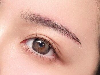 レヴィア(REVIA)/ハリウッドブロウリフト