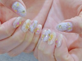 ＊ホワイト＊ぷっくりフラワー＊