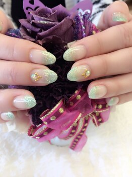 ネイルサロンアンドスクール ヴィタリティ(Vita-lity)/ラメグラデアートつき