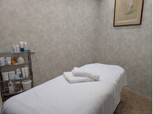 解放感のある施術スペース