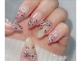 キティ×ヒョウ柄でキュート