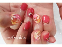 お洒落め花柄ネイル