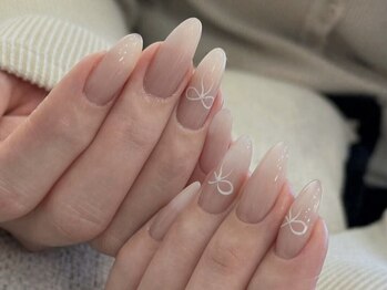 ユミ チップ ジェル ナガサダシ(U.m_)の写真/『スピーディ施術』＆『仕上がり+持ち』を徹底追及!!22時まで営業をしているので、忙しい大人女性にも☆