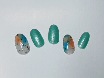 ネイルサロンアンドスクール アイビー(IVY)/夏ニュアンス♪