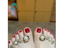 フットもマグネット人気☆爪周り角質ケア～プロにお任せ下さい♪