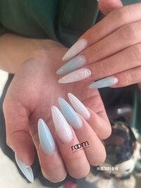 ロングネイル×ブルーカラー