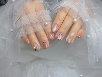 サロン ド ボーテル ヴィ(salon de beaute REVI)/