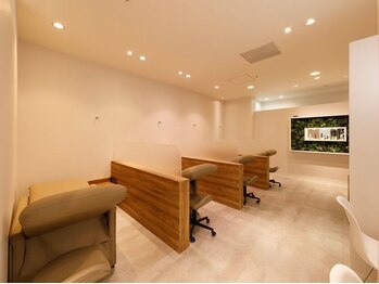 ダイヤモンドアイズ 渋谷マークシティ店(DIAMOND EYES)/施術ベッド