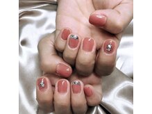 ヒトミネイルズ(Hitomi Nails)/ショートネイル
