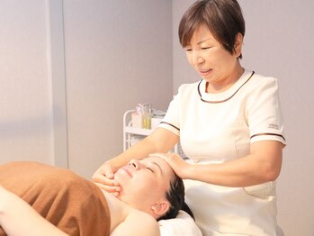 ハナ(HANA)の写真/アロマの香りに包まれながら、心も身体も癒される♪全身の疲れも解消◎極上の癒しの時間をご提供します☆