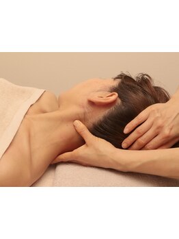 首・肩のつらさを改善したい