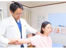 ホジュン鍼灸整体院の雰囲気（歪みを整え動きやすい体へ、骨盤×筋肉アプローチ整体）