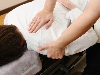 トロイカ整骨院 泉大津店の写真/【首・肩のつらさに即アプローチ】やさしい骨格矯正で軽さと正しい姿勢へ導く、トータルメンテナンス◎