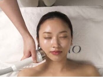 プリマプリート 名駅店の写真/秘密は韓国で話題の小顔マシン！オンダリフトと同じマイクロ波で憧れの小顔体験を♪