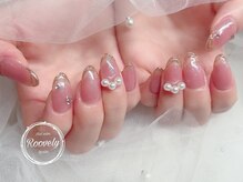 ルブリー(roovely)/ミラーフレンチネイル