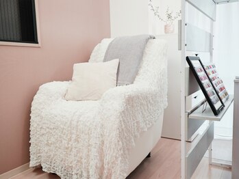 コービーネイル(Kobe nail)の写真/【心斎橋・本町駅徒歩5分】落ち着きある店内で人目を気にせず施術が受けられる♪朝6時～22時迄営業！