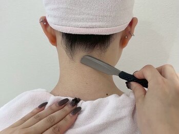 クイーン 渋谷店(QUEEN)/自己処理が難しいうなじも