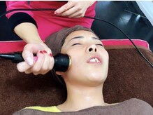 サロンドシェリー(salon de cherie)/シミ、シワほうれい線改善コース