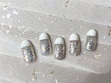 バンビちゃんのお目目 辻堂本店/ラメ×ストレートフレンチ¥8700